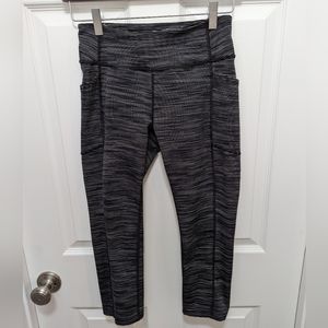 Tek Gear Capri Length Leggings Black with Grey Stripes